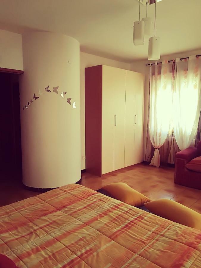 Come A Casa Tua San Nicola La Strada ภายนอก รูปภาพ